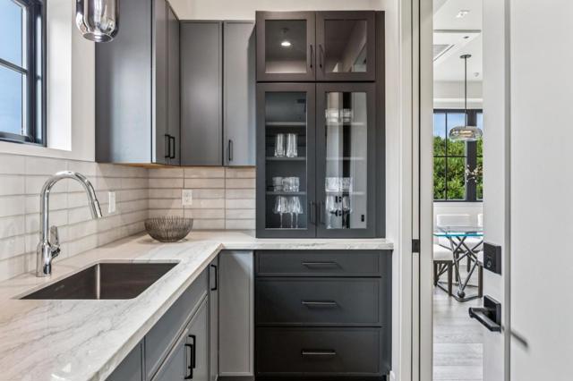 587 Creekside Court, Half Moon Bay CA: https://media.crmls.org/mediaz/96a27cea-ba8e-4b90-b60b-6574aaddf537.jpg