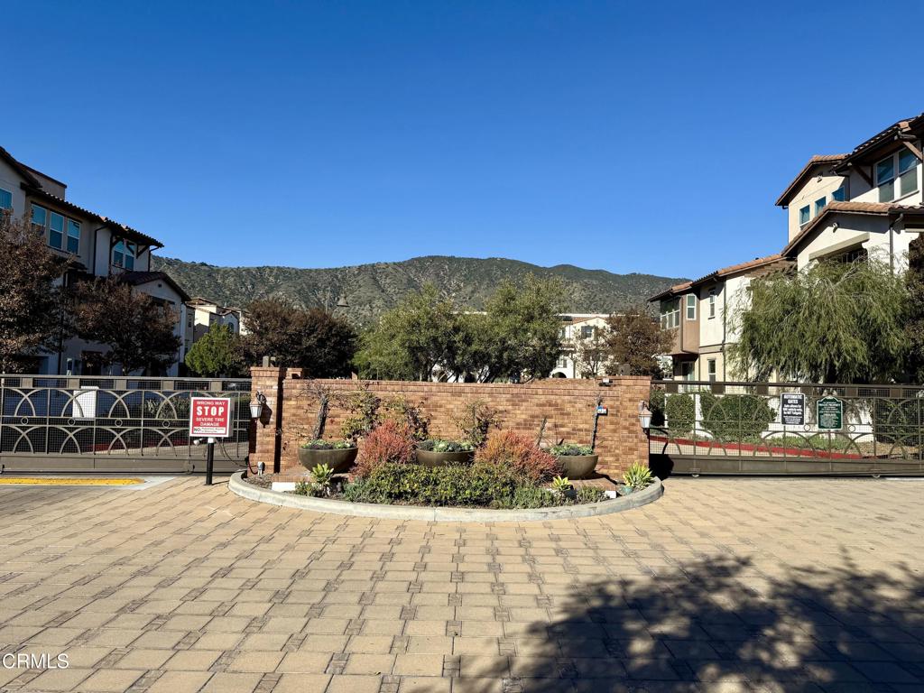 629 W Foothill Boulevard #32