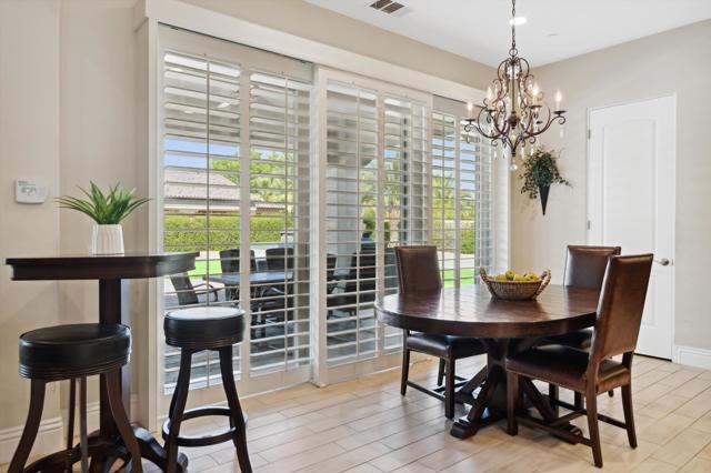 Breakfast Nook