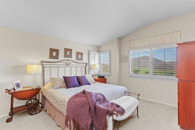 11464 Alborada, San Diego CA: https://media.crmls.org/mediaz/96a5570c-835d-48be-9976-39e5ab7e32e7.jpg