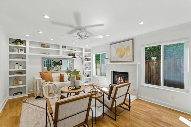 213 Yarborough Lane, Redwood City CA: https://media.crmls.org/mediaz/96a6e161-6034-4027-a10f-fe11480827c1.jpg