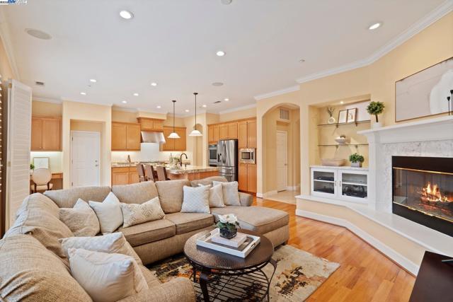 1646 Cascina Ct, Livermore CA: https://media.crmls.org/mediaz/96a71d29-4115-4f2c-a10f-05dc6f4e7dbf.jpg