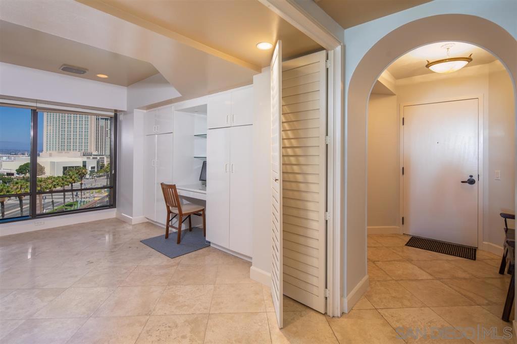 MLS #250037576SD image #8