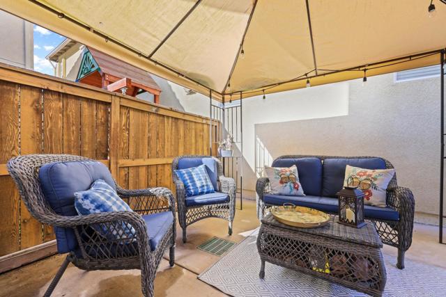 Detail Gallery Image 33 of 41 For 3345 Paseo De Fuentes, National City,  CA 91950 - 3 Beds | 2 Baths