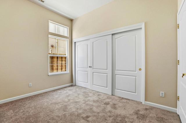 Image 25 of 44 For 631 Elm Avenue