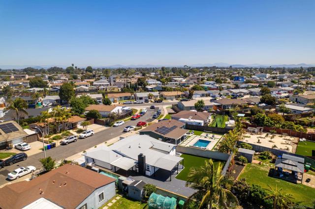 3375 Karok Avenue, San Diego CA: https://media.crmls.org/mediaz/96ab1c4f-b4ec-4d24-8b22-ce218beadd33.jpg