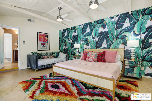 830 N Riverside Drive, Palm Springs CA: https://media.crmls.org/mediaz/96abb023-e29f-4651-839c-e56ccd0309e0.jpg
