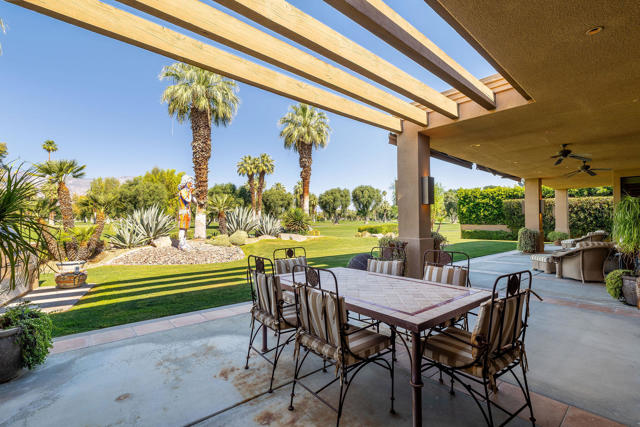 37551 Thompson Road, Rancho Mirage CA: https://media.crmls.org/mediaz/96ac8c2f-b899-4f98-a8ad-d9d0bb6e7ee2.jpg