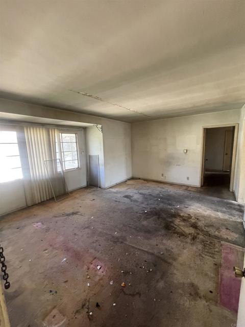 Detail Gallery Image 3 of 13 For 4072 Hillcrest #C,  Los Angeles,  CA 90008 - 2 Beds | 1 Baths