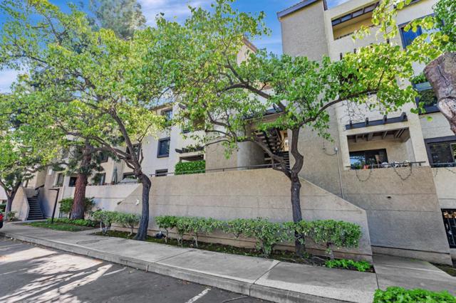 880 E Fremont Avenue, Sunnyvale CA: https://media.crmls.org/mediaz/96adf535-1b11-4e52-9a57-c3708f972983.jpg