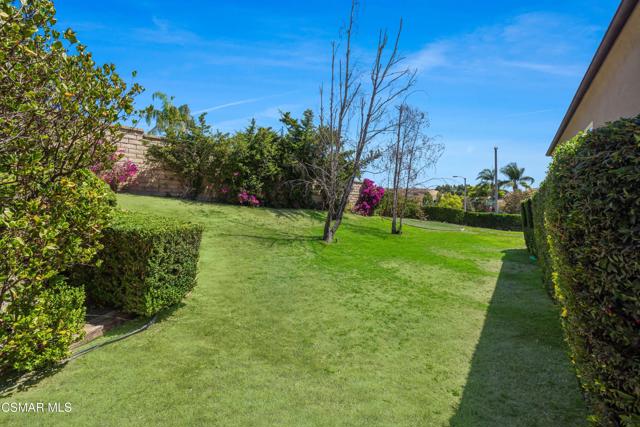 3249 Springbrook Street, Thousand Oaks CA: https://media.crmls.org/mediaz/96ae5380-852b-406c-8b71-86c9f61741a5.jpg