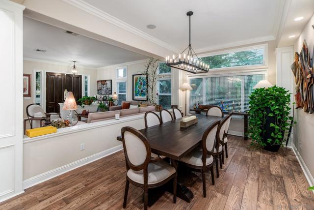 5255 Greenwillow Ln, San Diego CA: https://media.crmls.org/mediaz/96ae579f-7f32-445f-a4f8-53b088c9c791.jpg