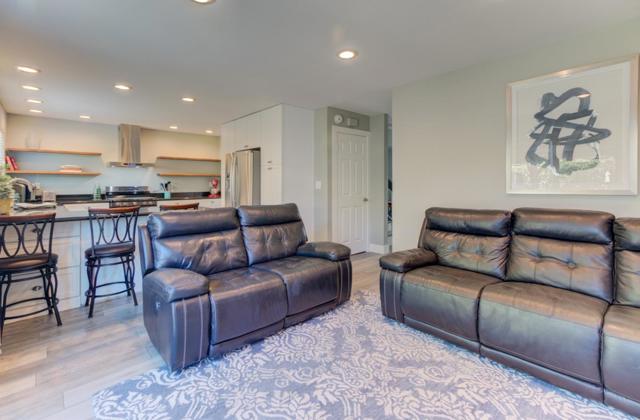 15120 Venetian Way, Morgan Hill CA: https://media.crmls.org/mediaz/96ae5ee8-8535-41bc-9ded-5c47d035b31b.jpg