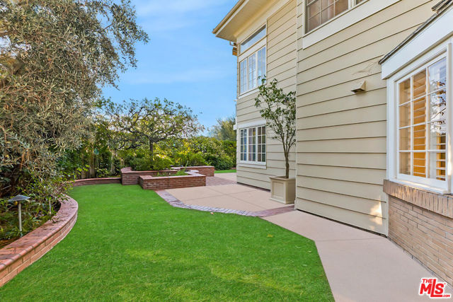 Drew Fenton | 12557 The Vista Los Angeles CA | MLS: 7472020