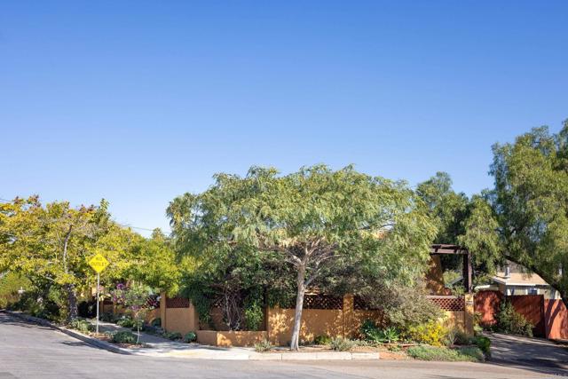 Detail Gallery Image 5 of 54 For 1603 Felton St, San Diego,  CA 92102 - 3 Beds | 2 Baths