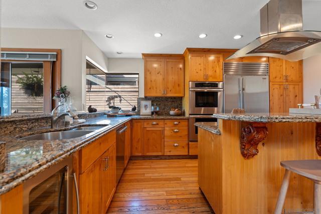 13635 Pine Needles, Del Mar CA: https://media.crmls.org/mediaz/96af4dc2-3ac1-4d79-93eb-ca8572172ca2.jpg