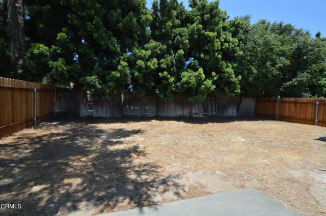 2009 Buena Vista Drive, Camarillo CA: https://media.crmls.org/mediaz/96b1a506-8aab-4f0e-9cc3-98d13194b3d5.jpg