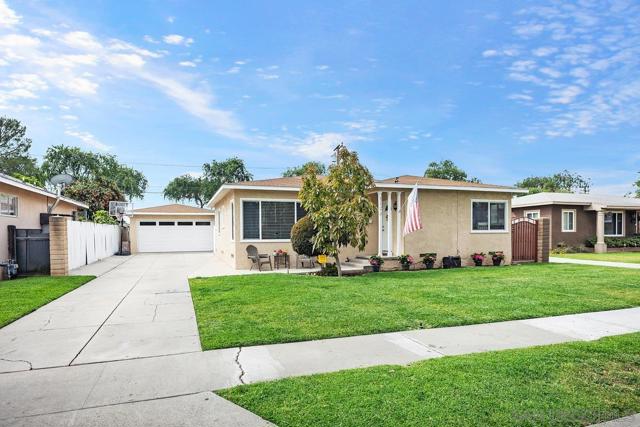 1106 E Santa Fe Ave, Fullerton CA: https://media.crmls.org/mediaz/96b25113-a319-4cb4-81c0-663034f9d5f0.jpg