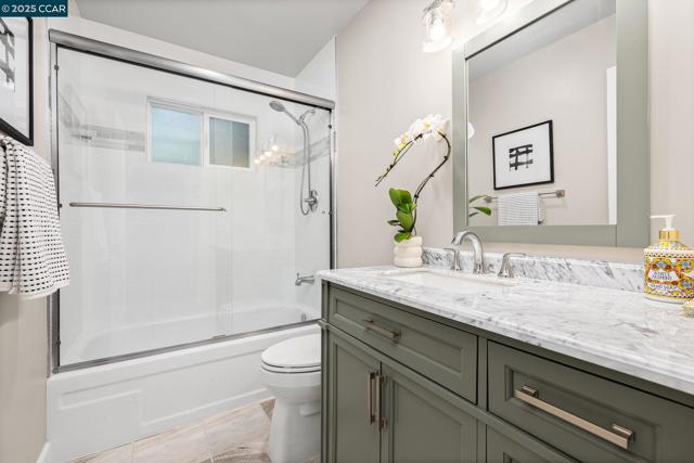 40 Loma Vista, Walnut Creek CA: https://media.crmls.org/mediaz/96b2761e-f1cc-4f67-a220-a4f0b9d6c8ee.jpg