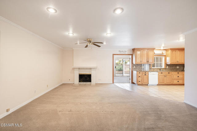 2255 Mcdonald Street, Simi Valley CA: https://media.crmls.org/mediaz/96b2afc9-7f44-4ec4-b618-3d7fb09ab586.jpg