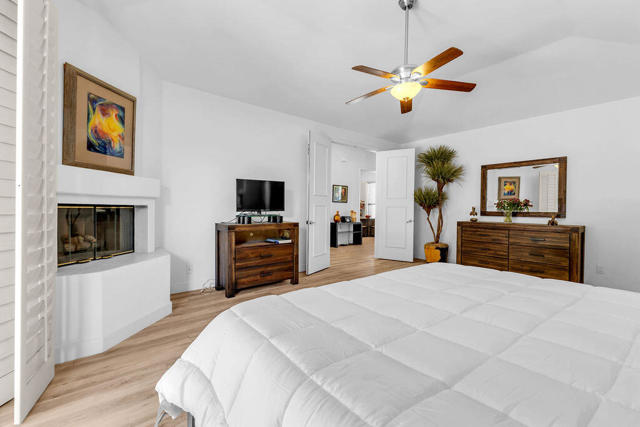 29 El Roble Court, Rancho Mirage CA: https://media.crmls.org/mediaz/96b3570e-97b4-4d40-8ab8-457ddc47b6af.jpg