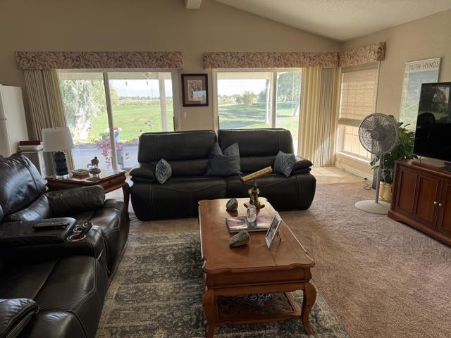 35610 Mexico Way, Thousand Palms CA: https://media.crmls.org/mediaz/96b35798-0b8d-4767-9f31-dbc029848a9b.jpg