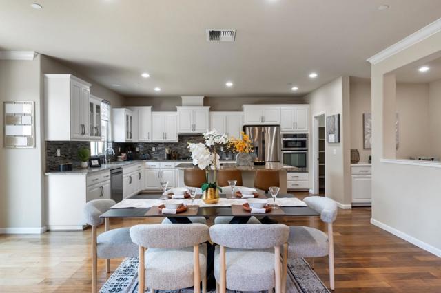 Image 8 of 62 For 32210 Regents Boulevard