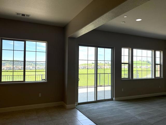 7862 Ridgeline Place, Dublin CA: https://media.crmls.org/mediaz/96b3eb91-8d68-4202-8888-009c198519e9.jpg