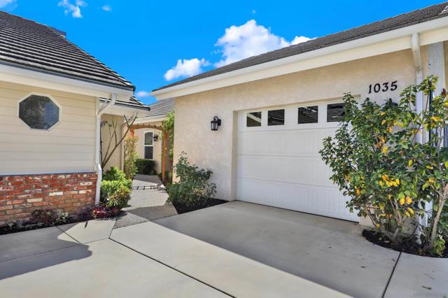 1033 1035 Summit Trl, Escondido CA: https://media.crmls.org/mediaz/96b413c9-7ba0-46f8-868e-17d921c985b5.jpg