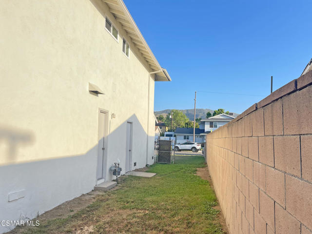 2467 Invar Court, Simi Valley CA: https://media.crmls.org/mediaz/96b50a66-402e-46d1-bc80-09e83e2cceed.jpg