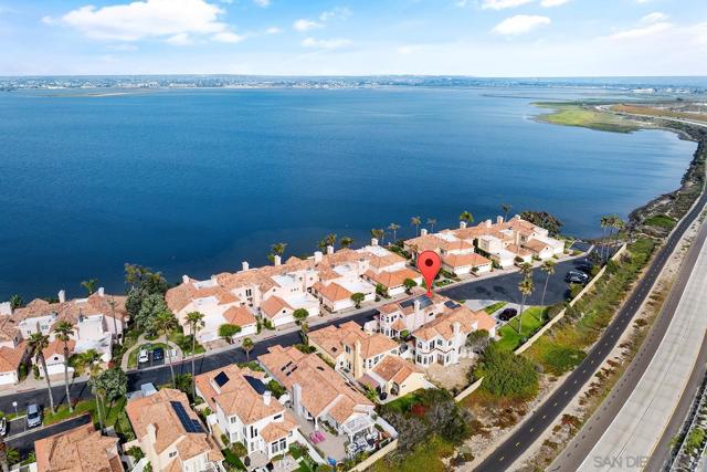 100 Tunapuna Lane, Coronado CA: https://media.crmls.org/mediaz/96b54844-c7b2-41f2-9bda-b62f0e6a1cb0.jpg