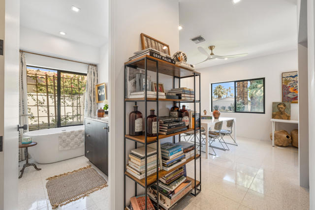 75465 Montecito Drive, Indian Wells CA: https://media.crmls.org/mediaz/96b5df56-5f57-44fe-96c2-16d490ee2119.jpg