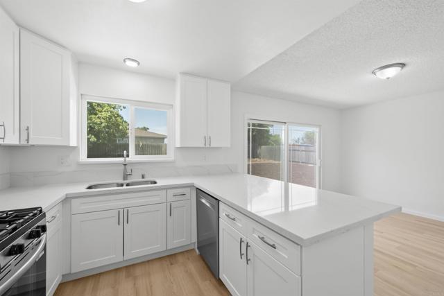 Detail Gallery Image 20 of 37 For 6518 Tanglewood Rd, San Diego,  CA 92111 - 3 Beds | 1 Baths