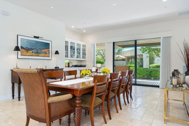 9 Furman Court, Rancho Mirage CA: https://media.crmls.org/mediaz/96b71709-4582-424a-9ca4-1cbff21b73a0.jpg