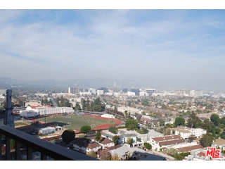 2160 CENTURY PARK EAST, Los Angeles CA: https://media.crmls.org/mediaz/96b80b50-3179-4a2a-bb61-a9e3f4bdd677.jpg
