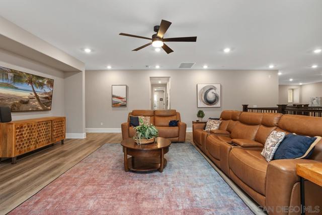 8416 Hidden Cove Way, San Diego CA: https://media.crmls.org/mediaz/96b85e43-f4b6-43da-bf55-06e489ab25c3.jpg