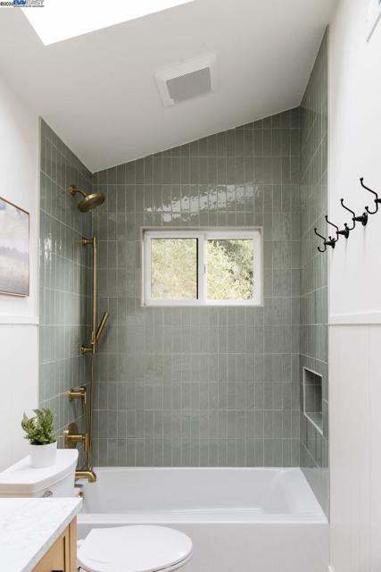 620 Manzanita Ave, Boulder Creek CA: https://media.crmls.org/mediaz/96b86140-d63d-4e5c-ada3-e13e90277b9b.jpg