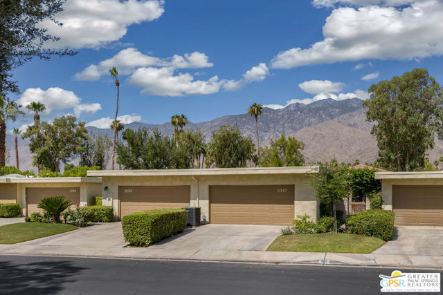 1047 Oakcrest Drive, Palm Springs, California 92264, 2 Bedrooms Bedrooms, ,1 BathroomBathrooms,Condominium,For Sale,Oakcrest,24400014