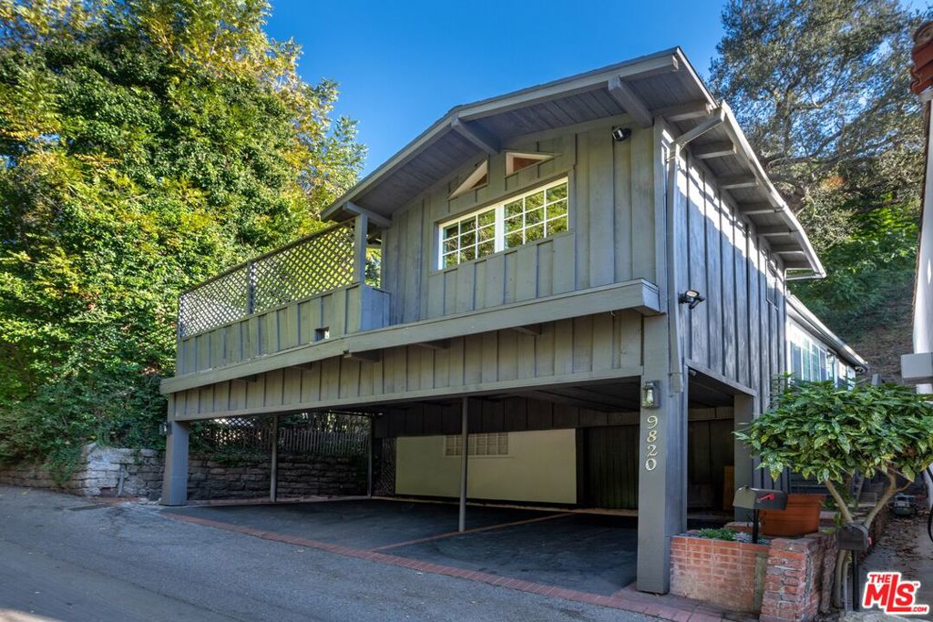 9820 Yoakum Drive — image 1