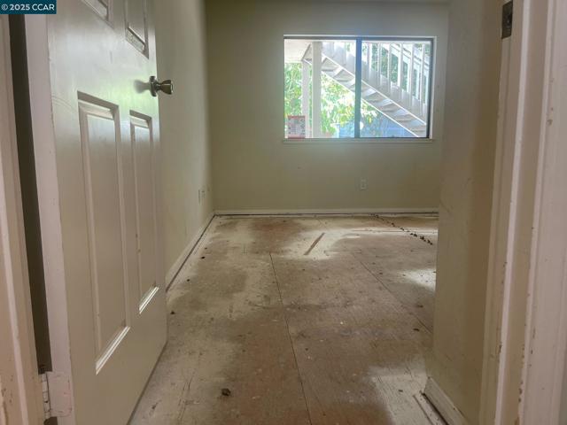 1140 Detroit Avenue, Concord CA: https://media.crmls.org/mediaz/96ba4619-0c8e-4284-be18-950b8105387b.jpg