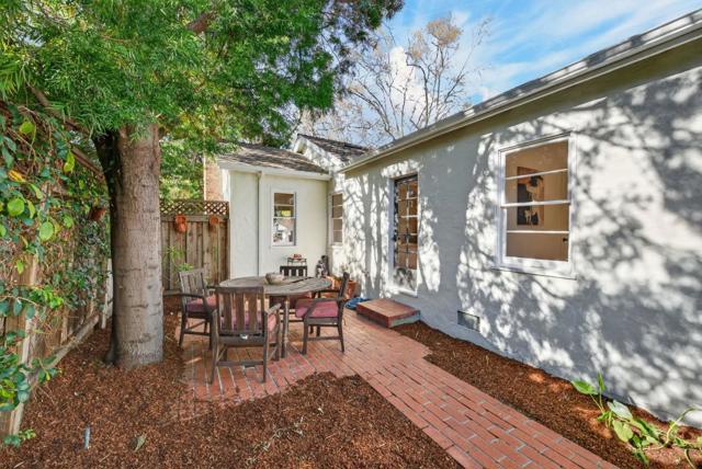 1680 Hanchett Avenue, San Jose CA: https://media.crmls.org/mediaz/96bb9dcf-890b-421c-9083-7dc9aaed30de.jpg