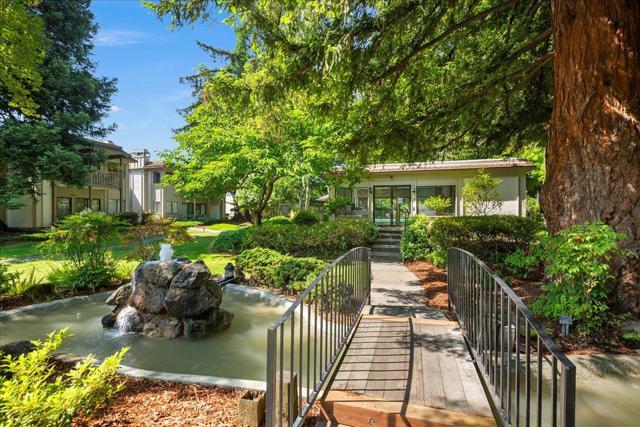 50 Horgan Avenue, Redwood City CA: https://media.crmls.org/mediaz/96bc4a2c-372f-4255-b58e-588bfe593692.jpg