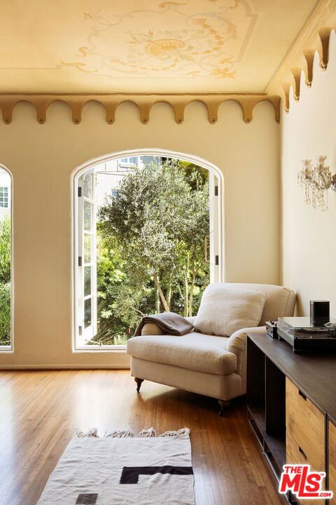 MLS #25592087 image #19