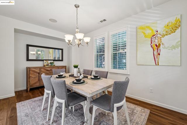 1027 Azuar Drive, Vallejo CA: https://media.crmls.org/mediaz/96bdfd93-b358-4b22-b09e-61d4a5885ca0.jpg