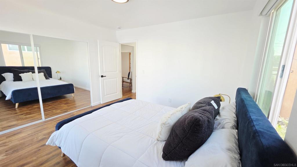 MLS #250032598SD image #21