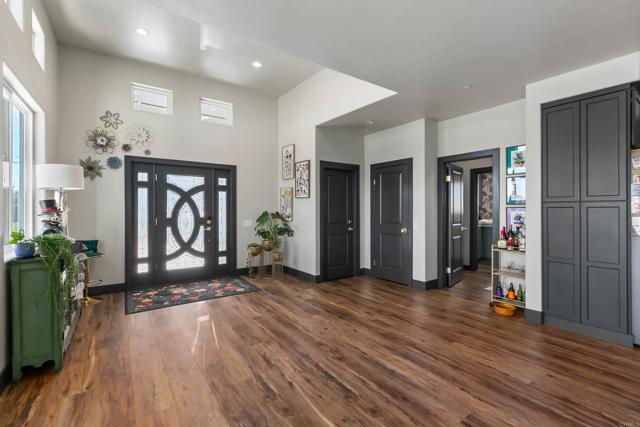 Detail Gallery Image 2 of 67 For 296 East Ln, El Cajon,  CA 92021 - 3 Beds | 2 Baths