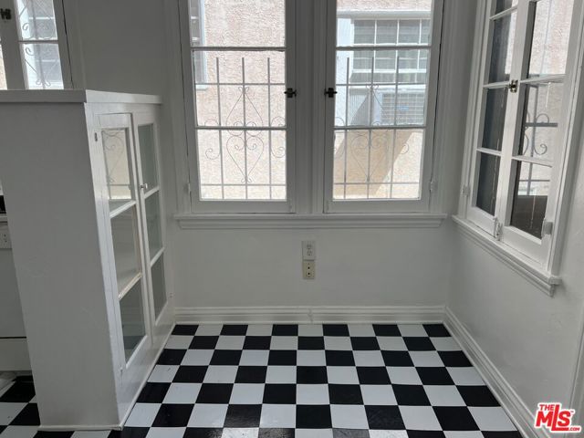 741 S Mansfield Avenue, Los Angeles CA: https://media.crmls.org/mediaz/96bf2769-8091-485e-9eae-2da2b1f04740.jpg