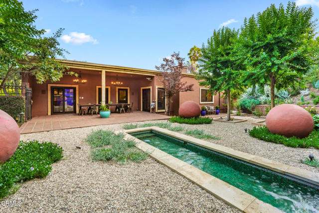 1897 Braemar Road, Pasadena CA: https://media.crmls.org/mediaz/96bf2db3-46ec-4b33-a761-60c876e04d56.jpg