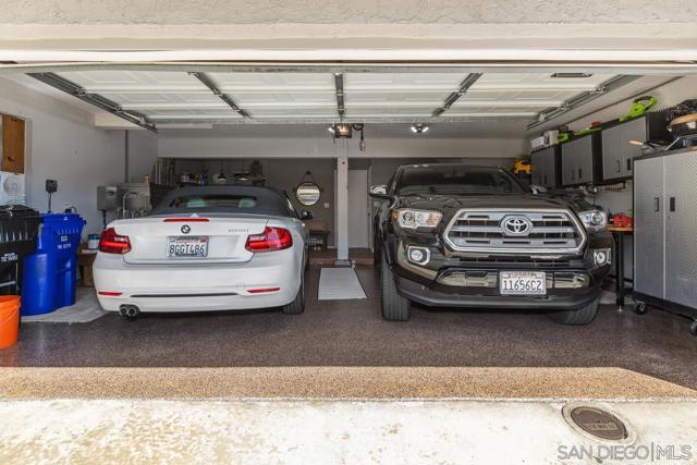 4533 Gesner St, San Diego CA: https://media.crmls.org/mediaz/96bf3a80-7e01-41eb-a0ee-0c18af4276e5.jpg