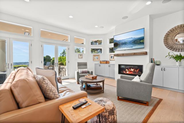 3930 Torrey Hills Lane, San Diego CA: https://media.crmls.org/mediaz/96bf49dc-3eea-44c3-a723-42be5a497e17.jpg